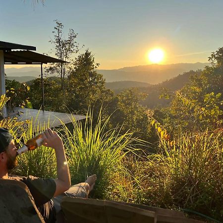 Monsonkeang Camping View ม่อนสันเกี๋ยง Mae Chaem Exteriér fotografie