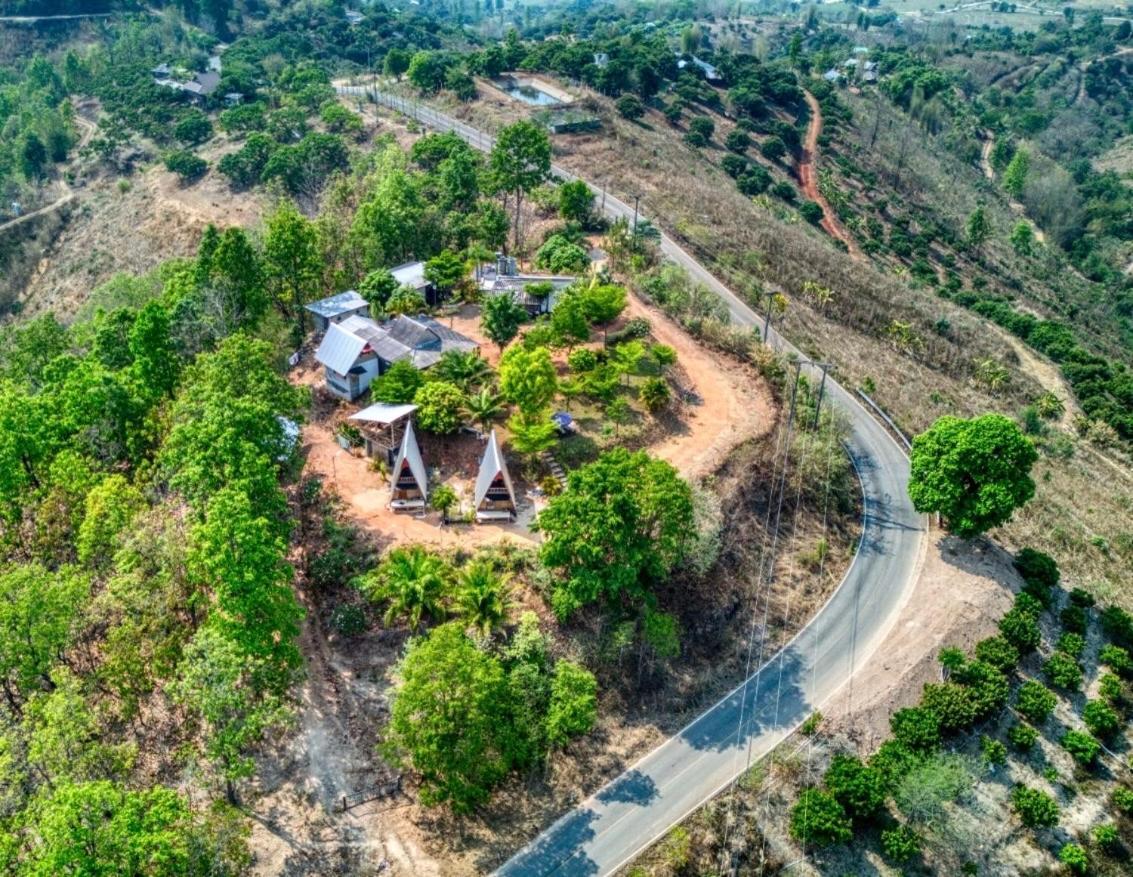 Monsonkeang Camping View ม่อนสันเกี๋ยง Mae Chaem Exteriér fotografie