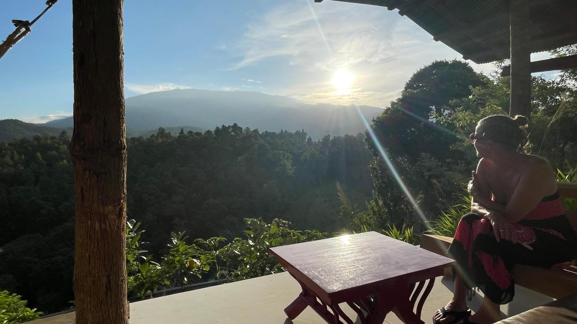 Monsonkeang Camping View ม่อนสันเกี๋ยง Mae Chaem Exteriér fotografie