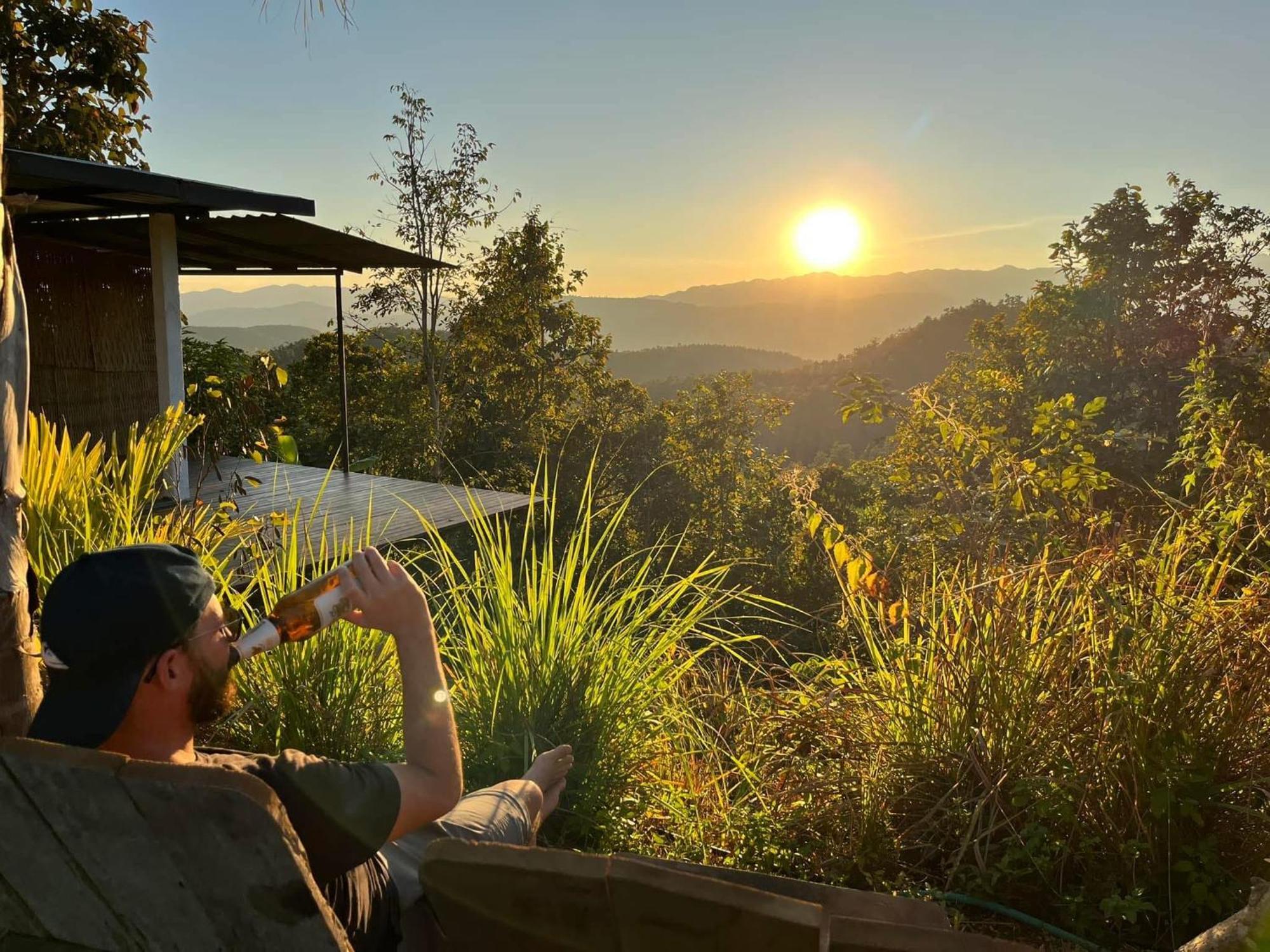 Monsonkeang Camping View ม่อนสันเกี๋ยง Mae Chaem Exteriér fotografie